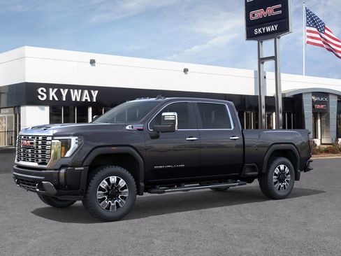 New 2026 GMC Sierra 3500 Denali w/ Technology Package image 19