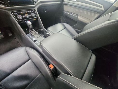 Used 2022 Volkswagen Atlas SE w/ Panoramic Sunroof Package image 24