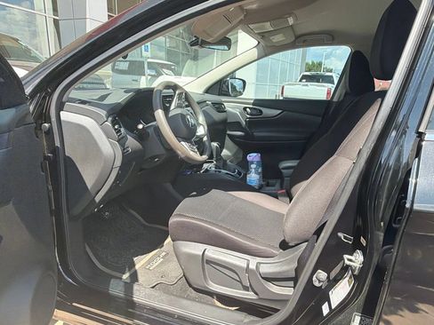 Used 2022 Nissan Rogue Sport S FWD image 13