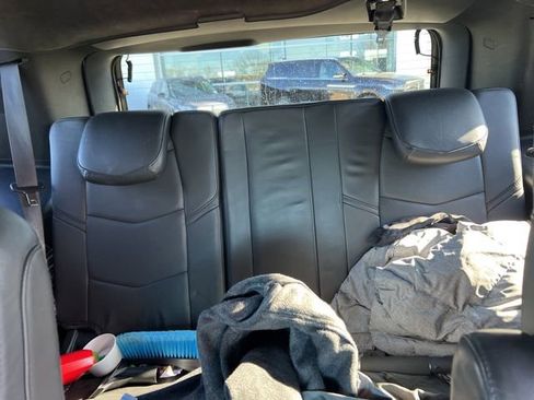 Used 2020 Cadillac Escalade Platinum image 8