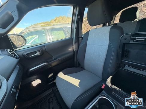 Certified 2022 Toyota Tacoma TRD Sport w/ Technology Package image 20