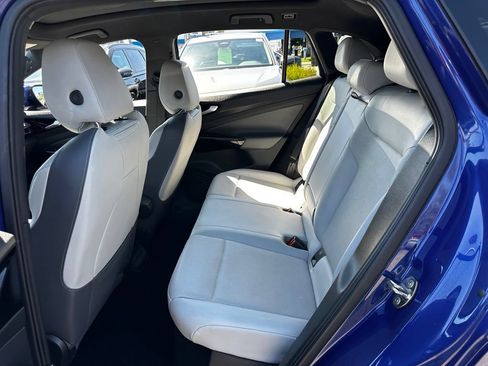Used 2022 Volkswagen ID.4 Pro S RWD image 21