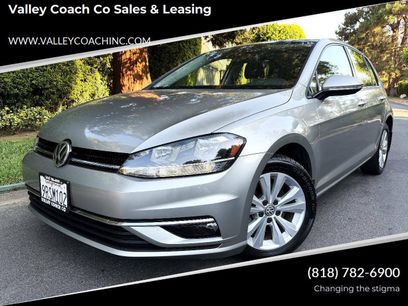 Used 2018 Volkswagen Golf SE