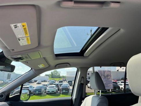 Used 2022 Honda Pilot EX-L image 11