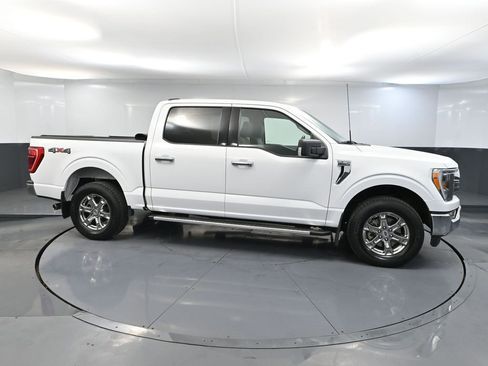 Used 2022 Ford F150 XLT w/ Equipment Group 302A High AWD/4WD image 4