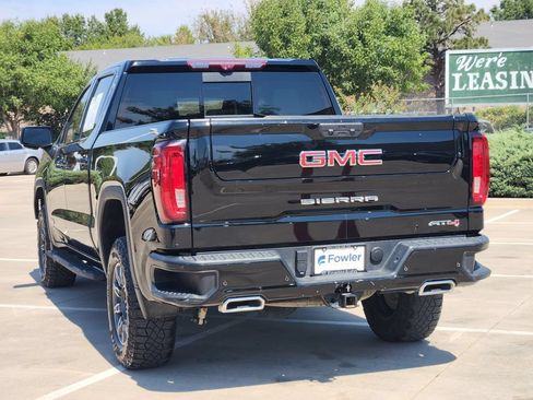 Used 2024 GMC Sierra 1500 AT4 w/ Technology Package AWD/4WD image 5