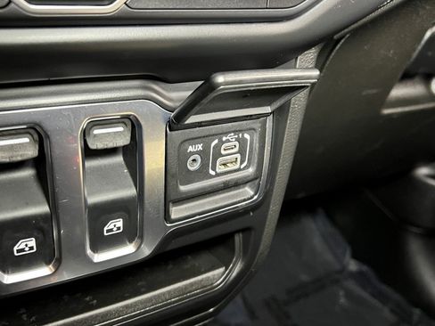 Certified 2023 Jeep Wrangler Sport S image 40