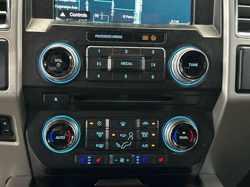 Used 2018 Ford F250 King Ranch w/ Chrome Package AWD/4WD image 24