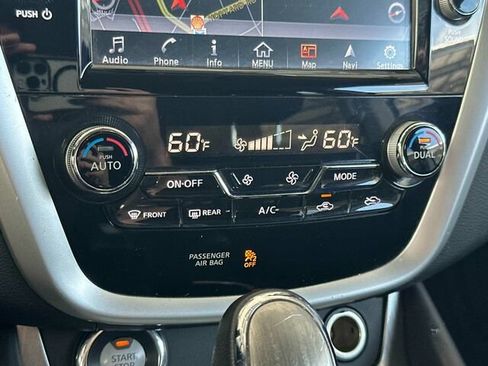 Used 2018 Nissan Murano SV FWD image 25