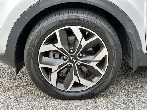 Used 2021 Kia Sportage EX image 10