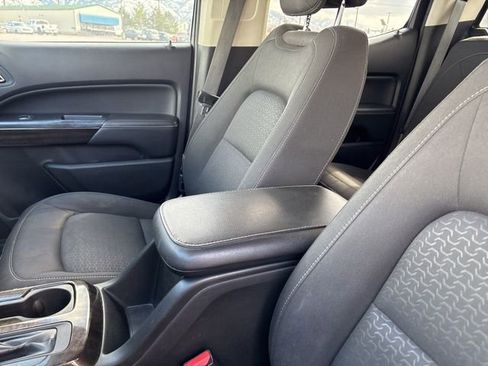 Used 2017 GMC Canyon SLE w/ SLE Convenience Package image 17