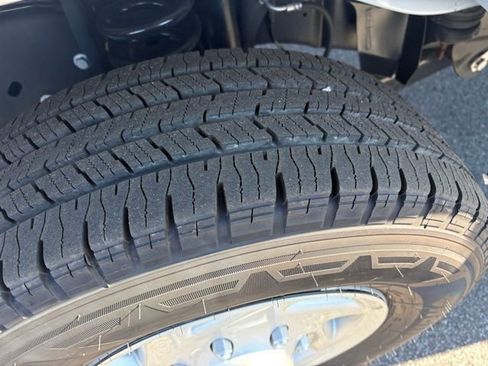 New 2025 Ford E-350 and Econoline 350 Super Duty w/ Power Equipment Group image 25