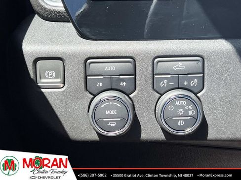 Certified 2024 Chevrolet Silverado 1500 RST w/ Convenience Package II AWD/4WD image 28