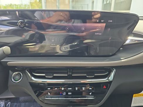 New 2026 Buick Envista Sport Touring FWD image 19