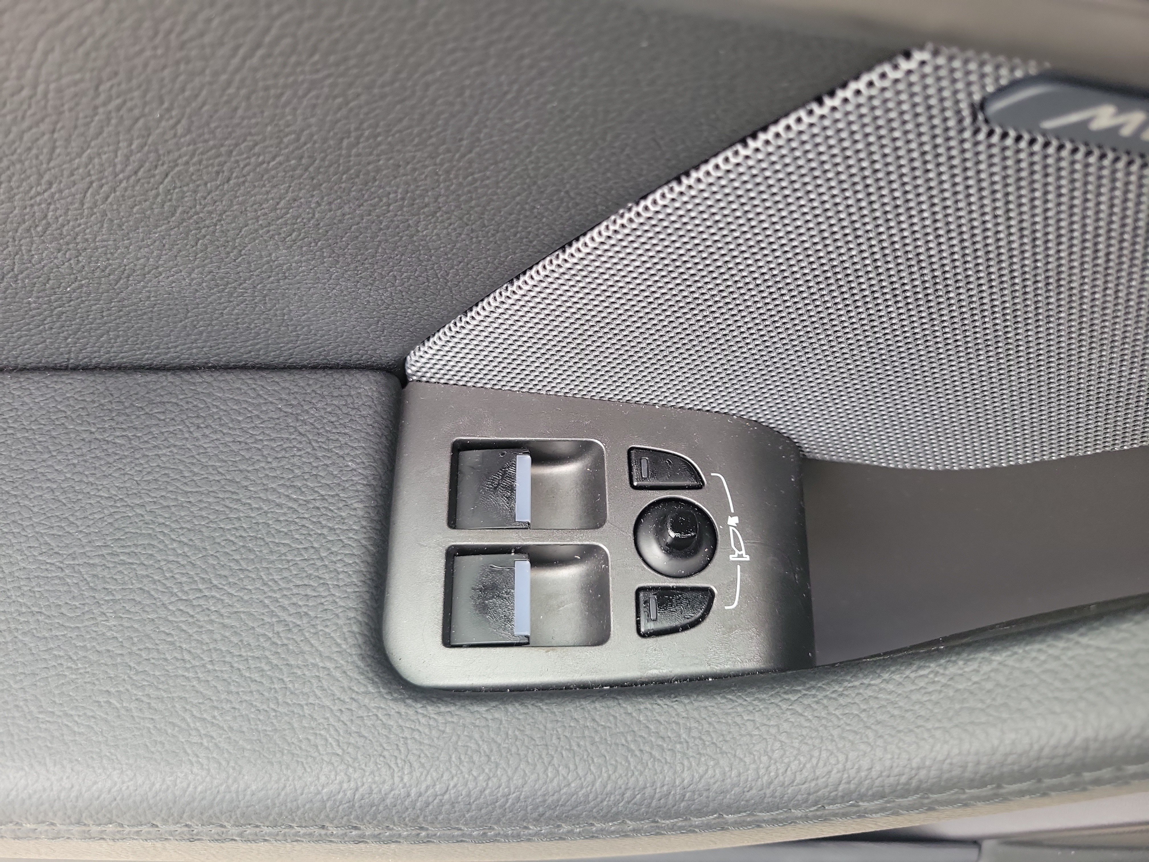 Used 2014 Jaguar F-TYPE Convertible RWD image 14