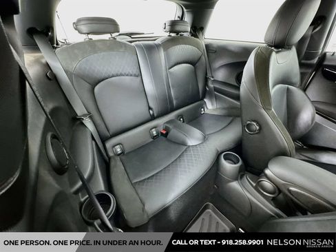 Used 2024 MINI Cooper S w/ Signature Upholstery Package FWD image 27