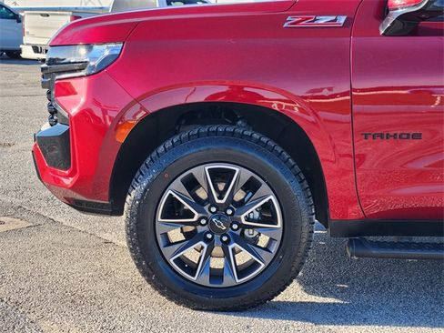 Used 2021 Chevrolet Tahoe Z71 w/ Z71 Signature Package image 8