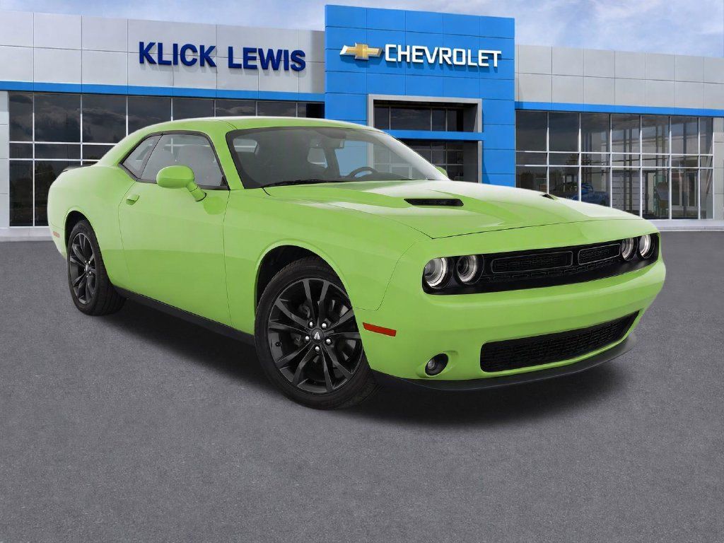 Used 2023 Dodge Challenger SXT w/ Blacktop Package AWD/4WD 360° Tour