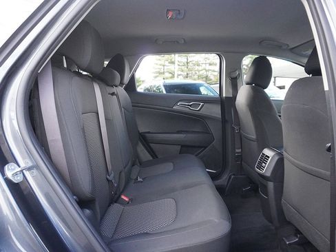 Used 2023 Kia Sportage LX image 36