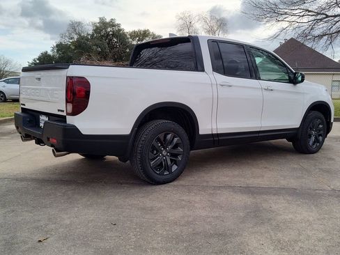 New 2026 Honda Ridgeline Sport image 5
