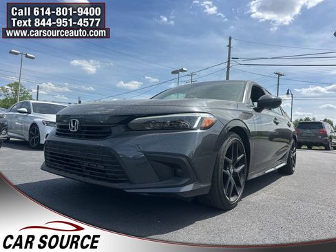 Used 2024 Honda Civic Sport image 1