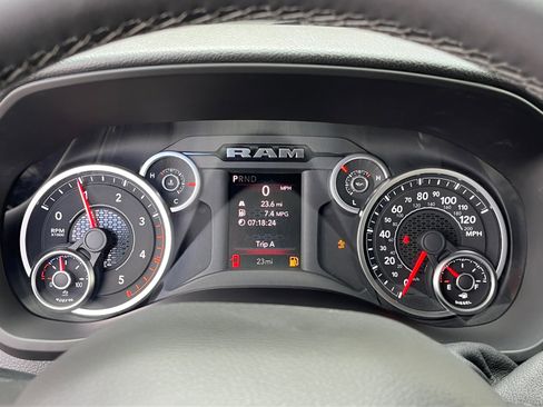 New 2025 RAM 2500 Big Horn AWD/4WD image 19