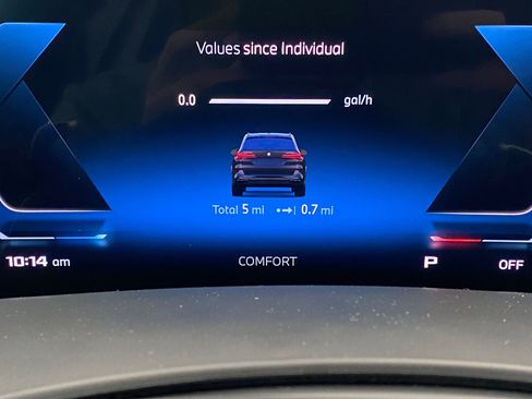 New 2026 BMW X5 M60i w/ Executive Package image 28