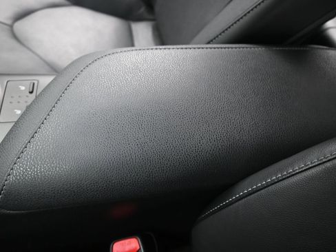 Used 2021 Toyota Camry XSE FWD image 35