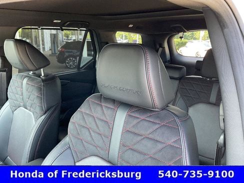 Used 2026 Honda Pilot Black Edition image 35