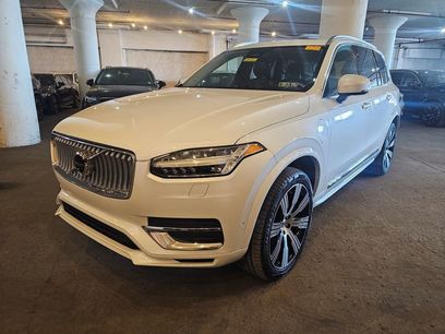 Certified 2024 Volvo XC90 T8 Ultimate w/ Lounge Package