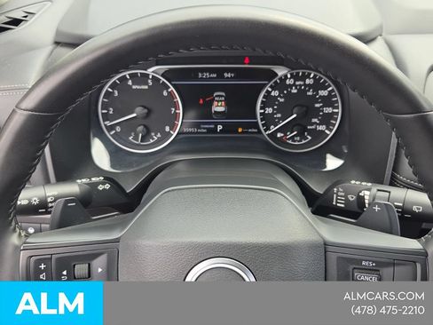 Used 2025 Nissan Rogue SV FWD image 21