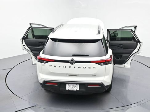 Used 2023 Nissan Pathfinder SV FWD image 24