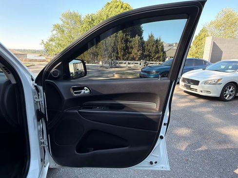 Used 2018 Dodge Durango GT AWD/4WD image 13