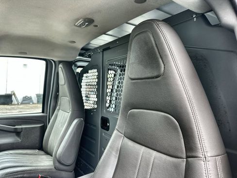 Used 2019 Chevrolet Express 2500 Work Van w/ Driver Convenience Package image 23