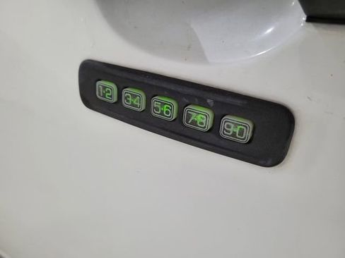 Used 2011 Ford Escape XLT image 23