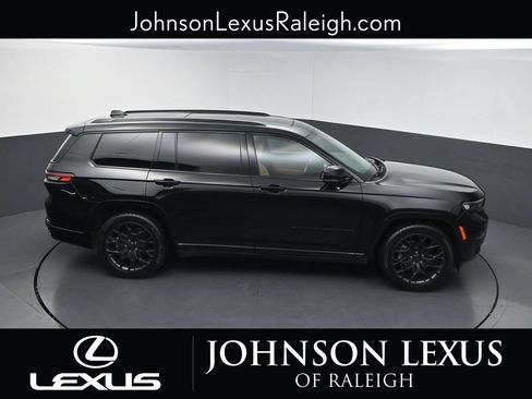 Used 2024 Jeep Grand Cherokee L Summit w/ Advanced Protech Group IV AWD/4WD image 28