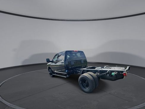New 2026 RAM 3500 Tradesman AWD/4WD image 6