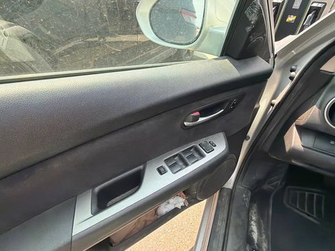 Used 2010 MAZDA MAZDA6 i Sport FWD image 11