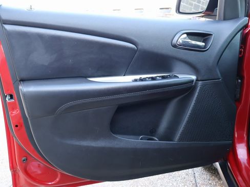 Used 2018 Dodge Journey SXT w/ Connectivity Group image 22