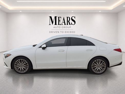 Used 2023 Mercedes-Benz CLA 250 w/ Premium Package image 2