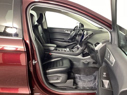 Used 2024 Ford Edge SEL w/ Convenience Package AWD/4WD image 9
