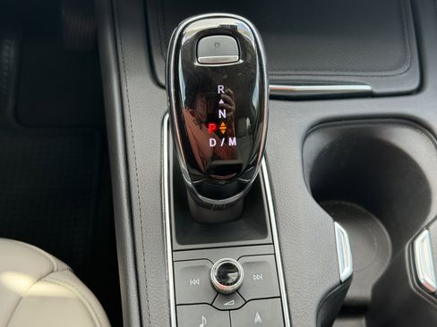 Certified 2023 Cadillac XT4 Premium Luxury FWD image 23