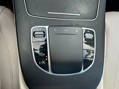 Used 2022 Mercedes-Benz E 350 Sedan image 32