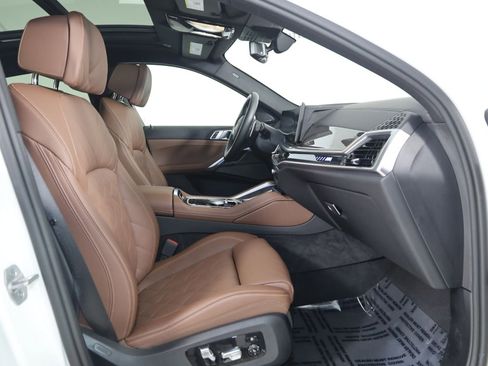 Used 2026 BMW X6 M60i AWD/4WD image 13