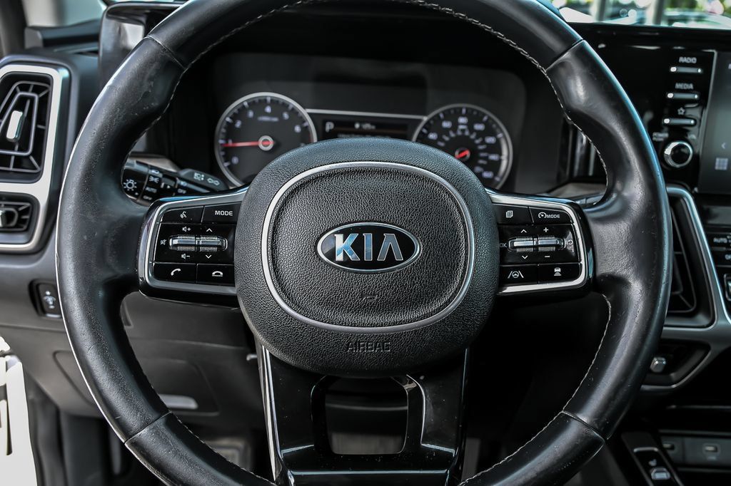 Used 2021 Kia Sorento EX AWD/4WD image 21