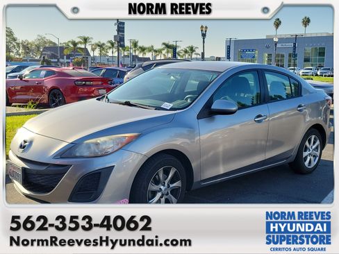 Used 2010 MAZDA MAZDA3 i Touring FWD image 1