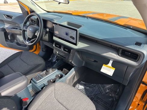 New 2026 Ford Maverick XLT w/ Black Appearance Package AWD/4WD image 31