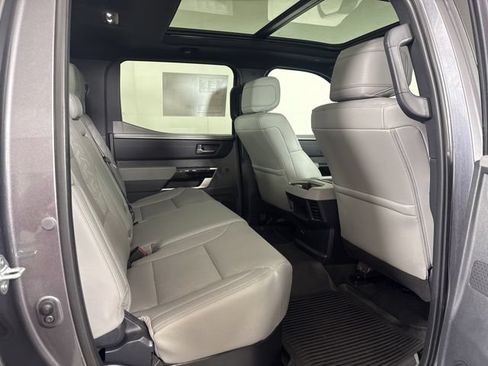 Used 2025 Toyota Tundra Limited AWD/4WD image 5
