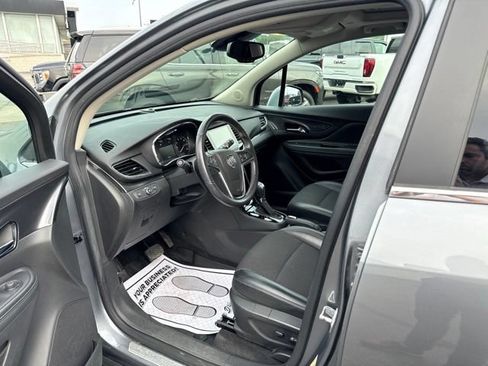 Used 2019 Buick Encore Sport Touring w/ Safety Package FWD image 10