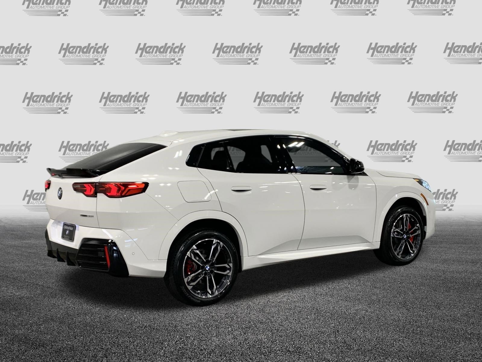 Certified 2026 BMW X2 xDrive28i w/ Technology Package AWD/4WD image 8